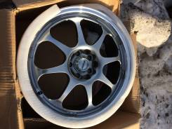 Magline. 7.0x17", 5x100.00, ET40, ЦО 73,1 мм.