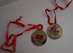 Медали. фото