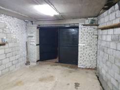 Гаражи капитальные. улица Героев Варяга 10, р-н БАМ, 34 кв. м., электричество, подвал. Вид изнутри