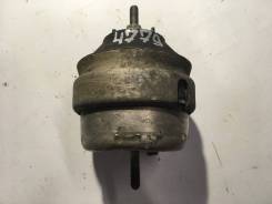 Подушка двигателя. Volkswagen Passat, 3B2, 3B3, 3B5, 3B6 Двигатели: ACK, ADP, ADR, AEB, AFB, AFY, AGE, AGZ, AJM, AKN, ALG, ALT, ALZ, AMX, ANB, APR, AP...