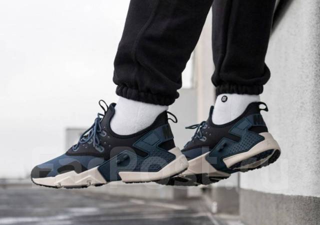 Nike air huarache drift sneaker best sale