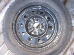 Шины R!5 205/60 Toyo на диске 4x114,3 Nissan. 4x114.30 ET45 ЦО 66,1 мм.
