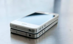 Apple iPhone 4s. ����� ����