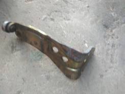 Крепление двери. Toyota Lite Ace, CR21, CR21G, YR20, YR21, YR21G, YR22, YR31 Toyota Town Ace, CR21, CR21G, CR26, CR27, CR27V, CR28, CR28G, CR30, CR30G...