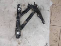 Крепление крышки багажника. Mazda Mazda3, BK Двигатели: Y601, L3VE, ZJVE, LF17, Z6, RF7J
