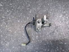 Замок багажника. Subaru Impreza WRX STI, GD, GDB Subaru Impreza, GD, GD2, GD3, GD9, GDA, GDB, GDC