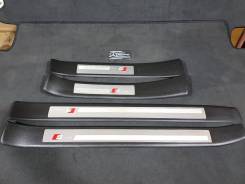 Накладка на порог. Audi A4 Avant Audi A4, 8EC, 8ED Audi Quattro Audi S4, 8EC, 8ED Двигатели: ALT, ALZ, ASB, AUK, AWA, BBJ, BBK, BCZ, BDG, BFB, BGB, BH...