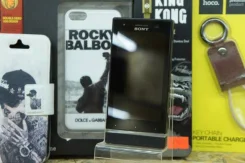 Sony Xperia U. �/�, 8 ��, 3G ����