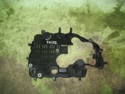 Маслоотражатель. Volkswagen: Passat, Passat CC, Eos, Golf, Scirocco, Tiguan Двигатели: AXX, AXZ, BKC, BKP, BLF, BLP, BLR, BLS, BLV, BLX, BLY, BMA, BMB...