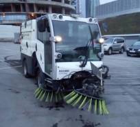 Bucher. Вакуумно-подметальная машина City Cat 2020, 3 000 куб. см.