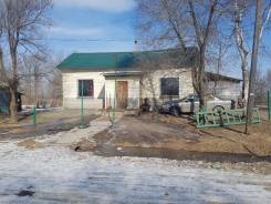 Продается дом в с. Петровка Большой Камень. Петровка, улица Ленинская 74, р-н с. Петровка, площадь дома 52 кв. м., скважина, электричество 10 кВт, ото...