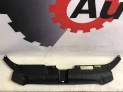 Дефлектор радиатора. Audi Q5, 8RB Двигатели: AAH, CDUC, CDUD, CGLC, CGLD, CGQB, CHJA, CJCA, CJCB, CJCD, CMGB, CNCB, CNCD, CNCE, CNHA, CNHC, CPMA, CPMB...