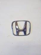Лейба решетки радиатора Honda Stepwgn