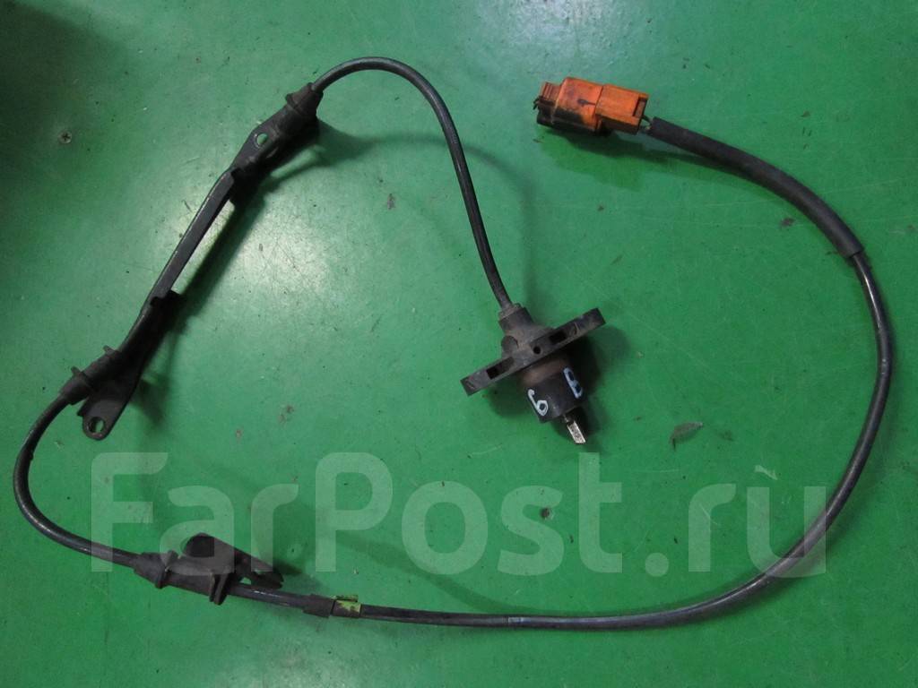 Датчик одиссей ра6. Honda odyssey что за датчик под трамблером. Задний датчик абс хонда сивик x. Датчик одиссей ра6. Honda odyssey ra6 датчик детонации.