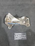 Крепление автомата. Audi A4 Avant Audi A4, 8EC, 8ED, 8HE Audi Quattro Audi S4, 8EC, 8ED, 8HE Двигатели: ALT, ALZ, ASB, AUK, AWA, BBJ, BBK, BCZ, BDG, B...