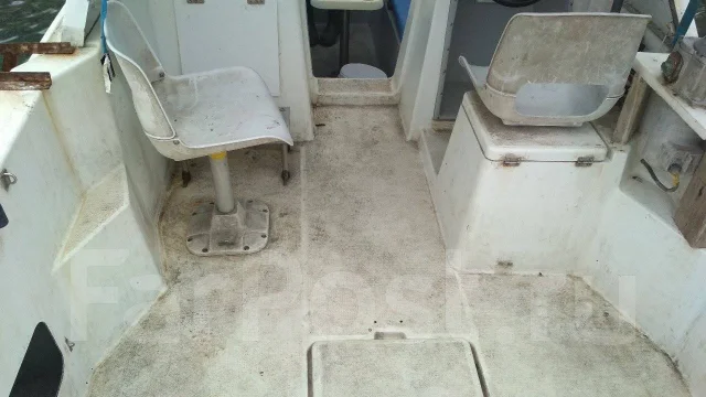 Suzuki. 1996 ���, ����� 6,9��., ��������� ���������, 175��.�., ������ ����