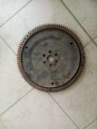 Маховик. Nissan Vanette, KUJNC22 Двигатели: LD20T, LD20TII