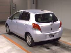 Toyota Vitz. Без водителя