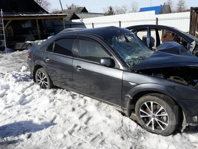 Ford Mondeo ����