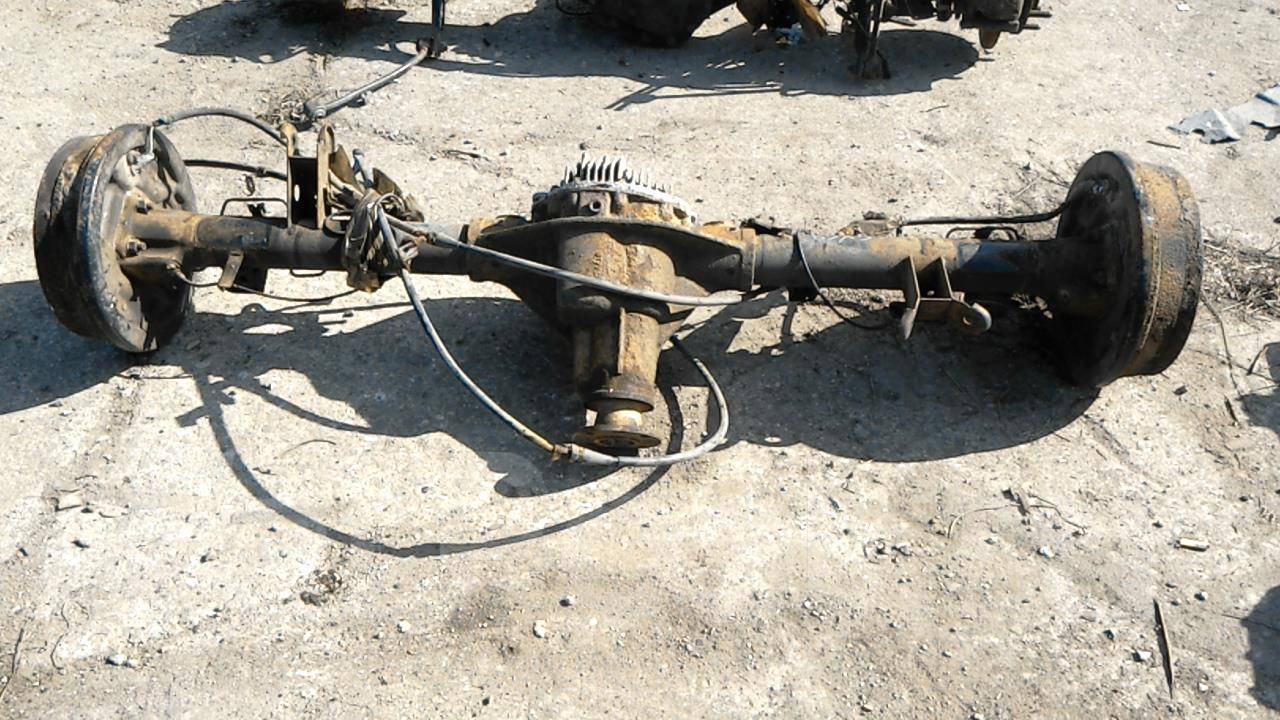 Ниссан навара на мостах. Navara мост. Ниссан навара на мостах. Задний мост ниссан навара. Ниссан навара на мостах.