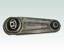 Подушка двигателя. Renault: Megane, Kangoo, Modus, Logan, Clio Двигатели: 5AM, K4M, K7M, K9K, K4J, K7J