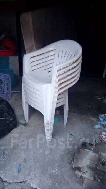 Стул пластиковый - Сад и огород во Владивостоке