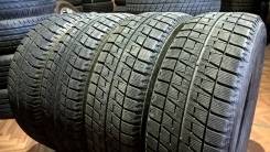 Bridgestone Blizzak Revo2. Всесезонные, 2011 год, износ: 5%, 4 шт