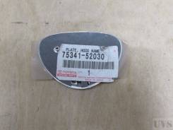 Эмблема TOYOTA PLATZ NCP12