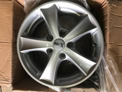 MAXX Wheels. 6.5x15, 5x120.00, ET37, ЦО 72,6 мм.