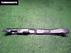 Накладка на крыло. Toyota Vanguard, ACA31, ACA33, ACA33W, ACA36, ACA38, ACA38W, GSA33, GSA33W Toyota RAV4, ACA30, ACA31, ACA31W, ACA33, ACA36, ACA36W...
