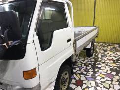 Toyota Hiace. Toyota Haic , 2 т, 4 WD, б/п по Р/ф, 3 000 куб. см., 2 000 кг.