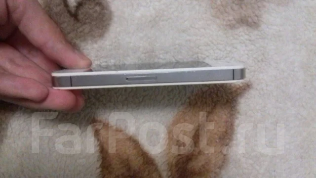 Apple iPhone 4s. �/�, ������� ����