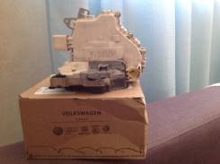 Замок двери. Audi: A6 allroad quattro, Q5, S6, Q7, S8, TT, A4 allroad quattro, Q3, S5, S4, TT RS, RS Q3, A8, A5, RS7, A4, RS6, A7, A6, A1, RS5, TTS, R...