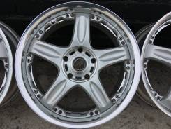 RAYS VOLK RACING. 7.0x17, 5x114.30, ET43, ЦО 70,0 мм.