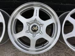 RAYS Daytona. 9.0x17", 5x114.30, ET25, ЦО 70,0 мм.