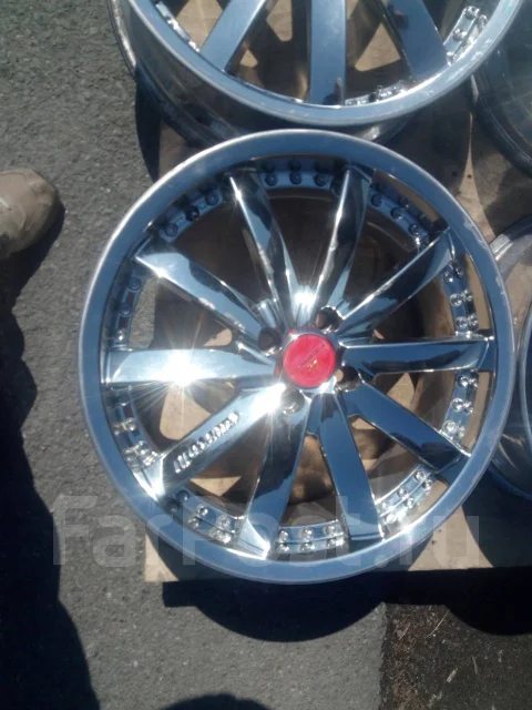 Fledermaus. 7.0x18", 4x100, ET48, �� 71���. ����