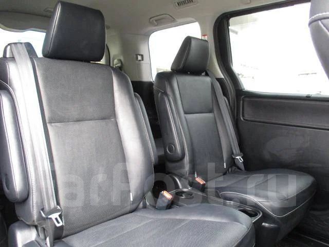Toyota Esquire. �������, 4wd, 1.8 (99��.�.), ������, �/�. ��� ����� �� ������������ ����