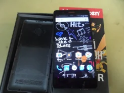 Highscreen Thunder. �/�, 16 ��, ������, 4G LTE ����