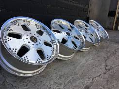 RAYS. 8.0/8.0x18", 4x114.30, 5x114.30, ET31/43, ЦО 70,0 мм.