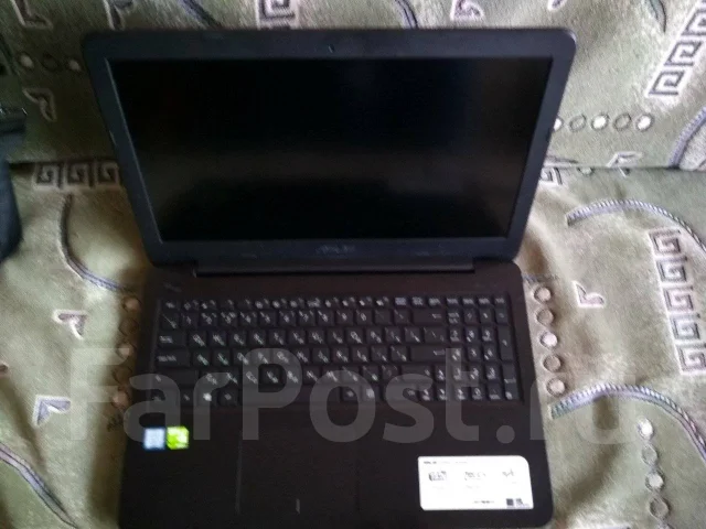 Asus X. 15.6", 2,3����, ��� 6 ��, ���� 500���, WiFi: 1, Bluetooth: 1, ����������� �� 5��. ����