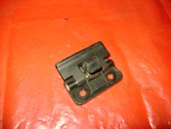Консоль центральная. Toyota: Windom, Crown, Prius C, RAV4, Camry, Corolla, Sequoia, Altezza, 4Runner, Vista, Sprinter, Yaris, Crown Majesta, Avalon, V...