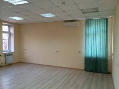 50 кв. м — большой зал и отдельный кабинет. Парковка. Центр. 50 кв. м., улица Пологая 66, р-н Центр