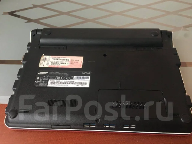Samsung NC110. 10.1", 1,7����, ���� 320���, WiFi: 1, Bluetooth: 1 ����