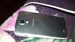 Samsung Galaxy S4. �/�