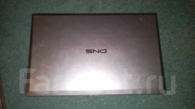 DNS Office. 17.3", 2 400����, ��� 4 ��, ���� 500���, WiFi: 1, Bluetooth: 1, ����������� �� 3��. ����