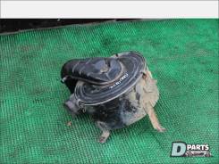 Корпус воздушного фильтра. Toyota Land Cruiser, J80 Двигатель 1HDT