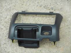 Накладка консоли. Toyota bB, NCP30, NCP31, NCP34, NCP35 Двигатели: 1NZFE, 2NZFE