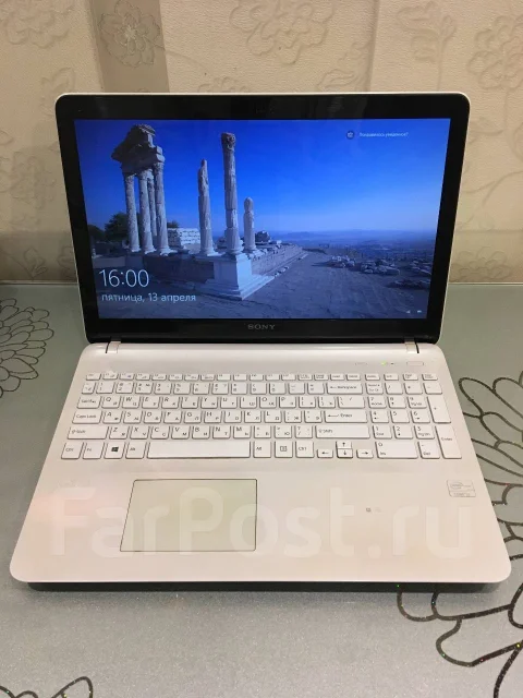 Sony VAIO. 15.6", WiFi: 1, Bluetooth: 1 ����