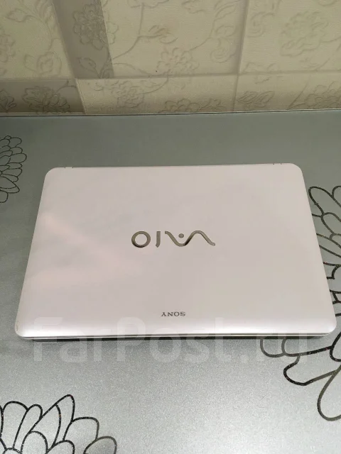 Sony VAIO. 15.6", WiFi: 1, Bluetooth: 1 ����