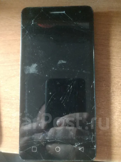 Senseit E400. �/�, �����, ������, 3G, Dual-SIM ����